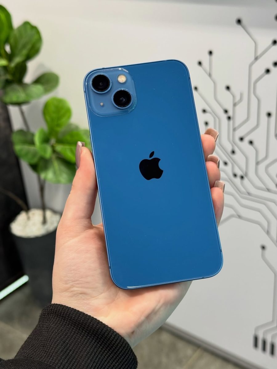 iPhone 13 128 (seminuevo)