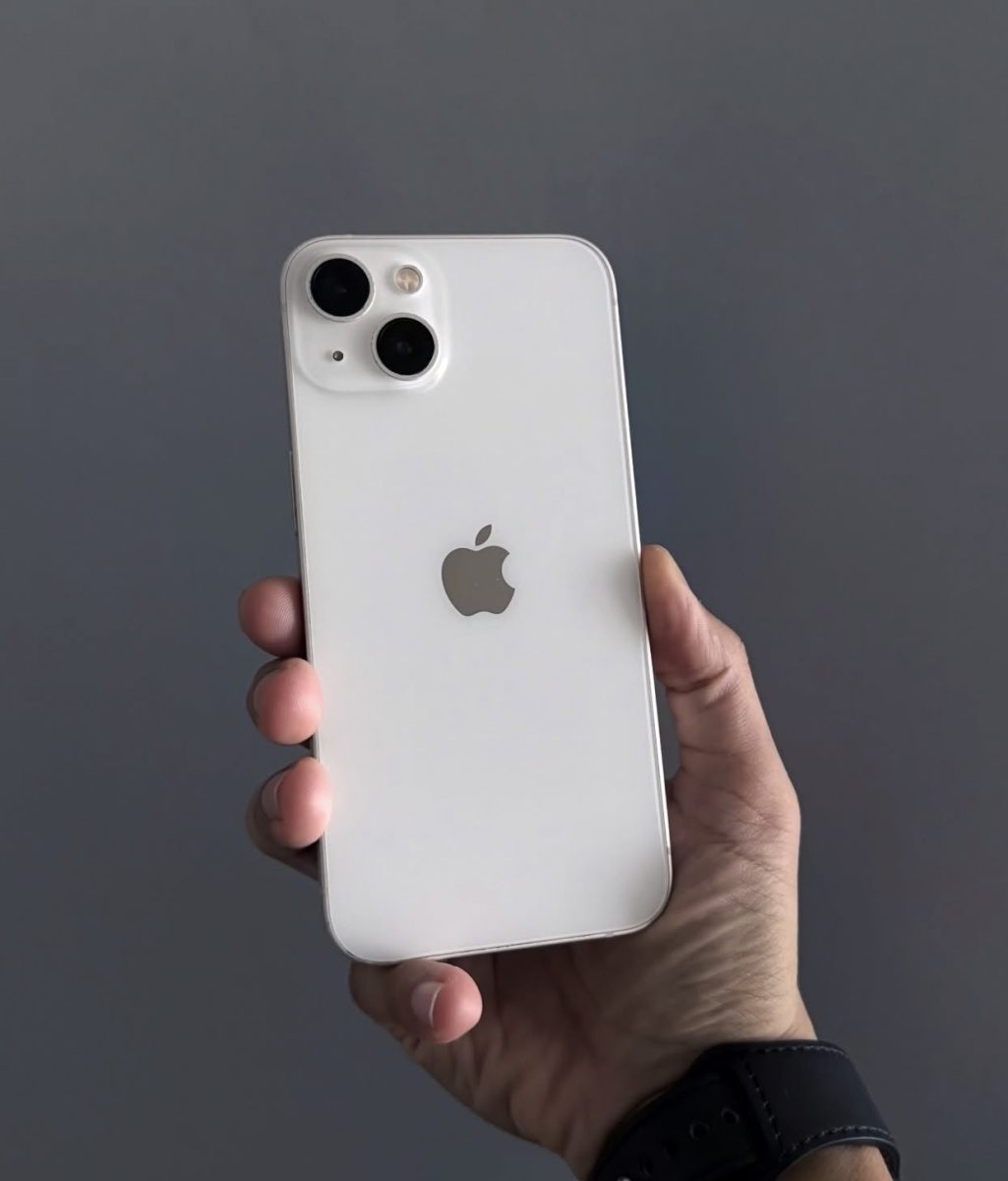 iPhone 13 128 (seminuevo)