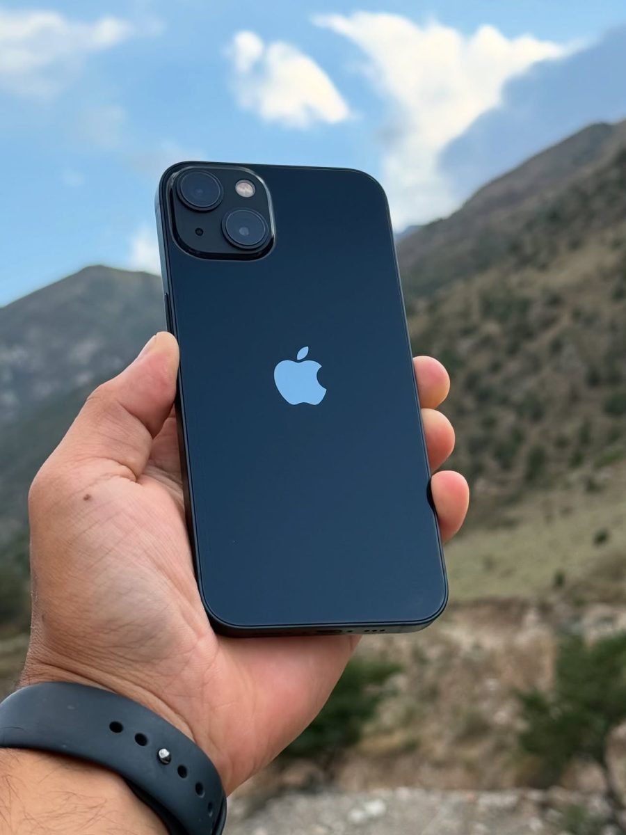iPhone 13 128 (seminuevo)