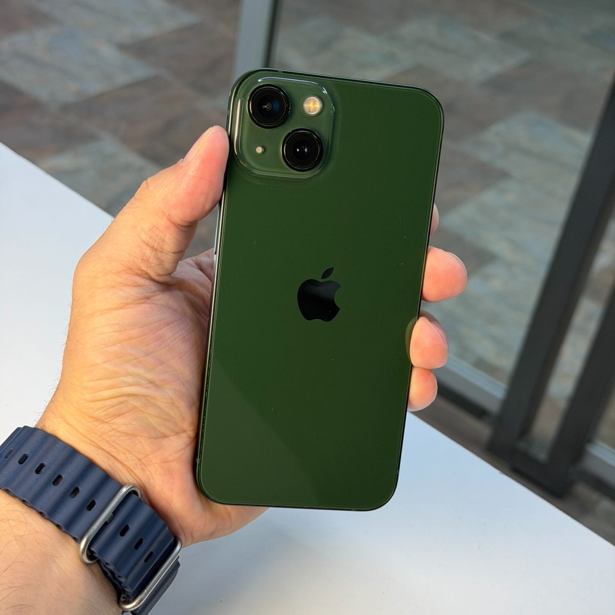 iPhone 13 128 (seminuevo)