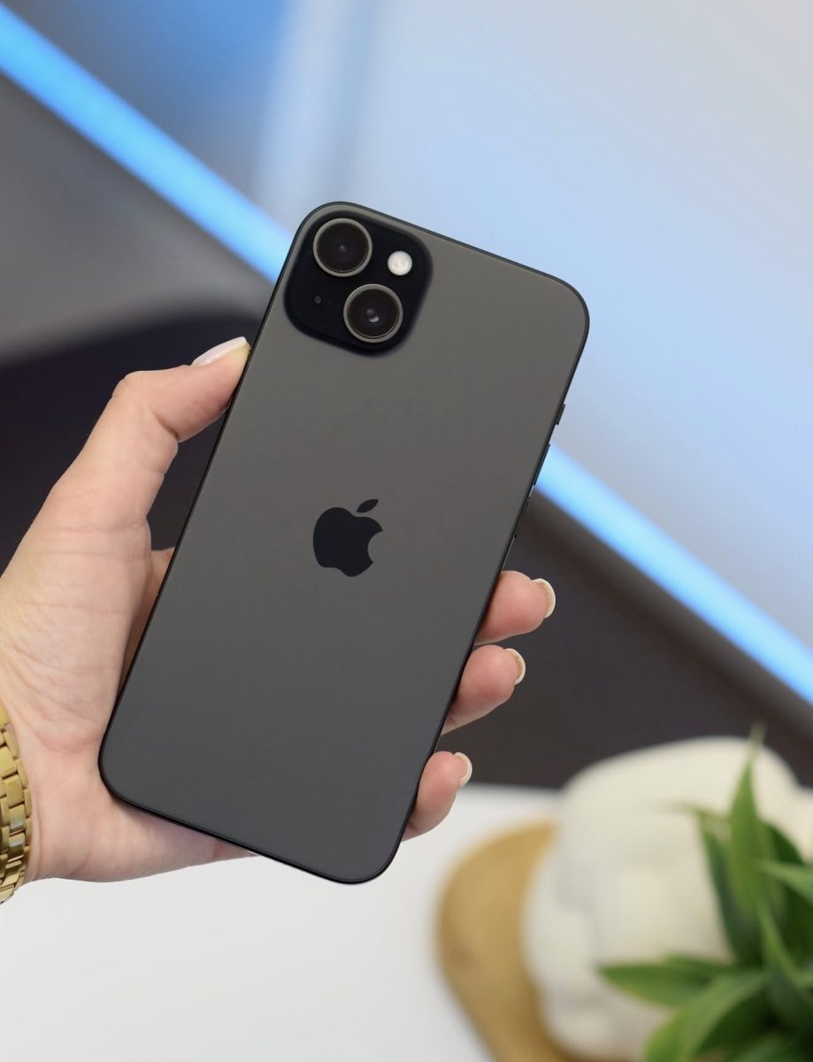 iPhone 15 plus 128 (seminuevo)
