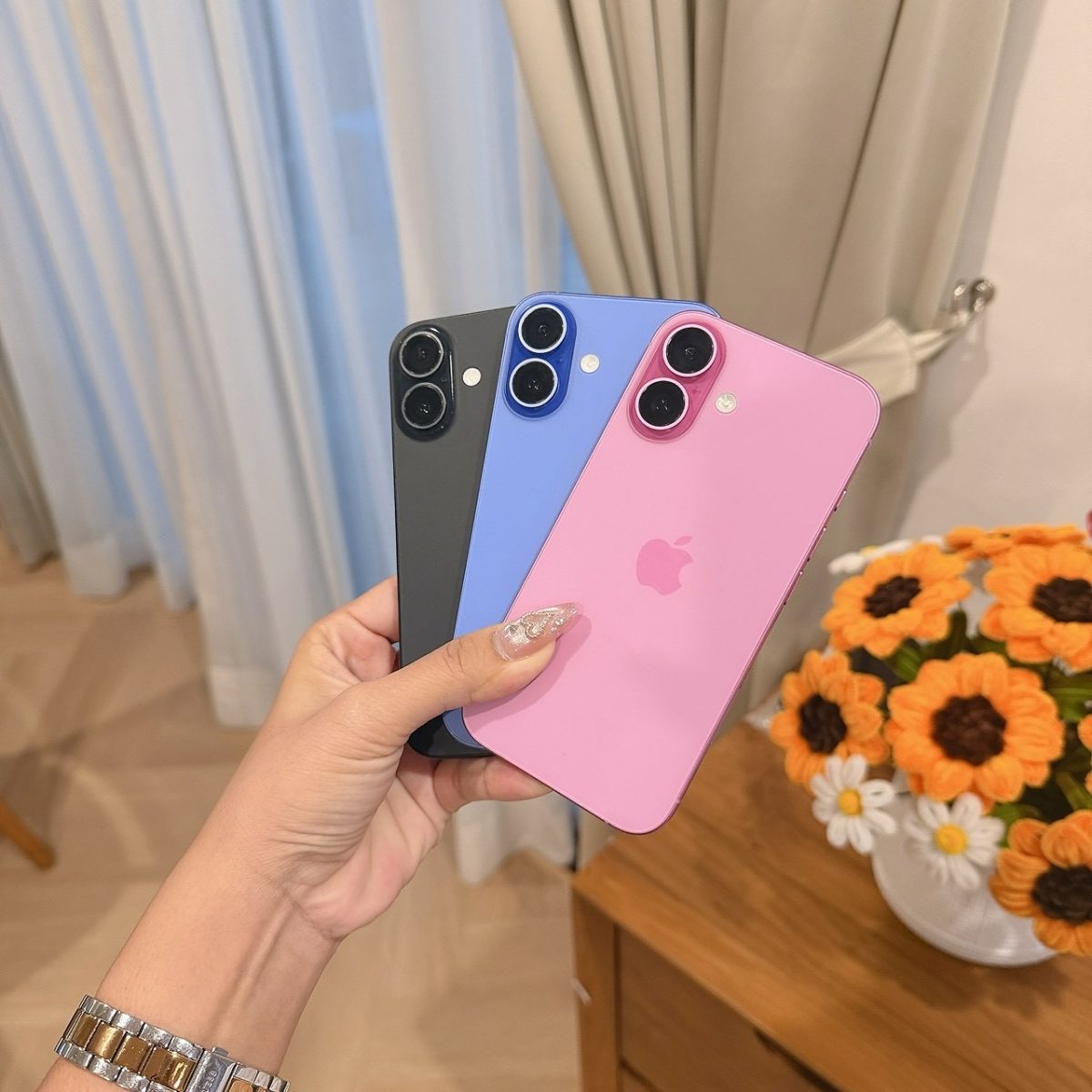 iPhone 16 128 (seminuevo)