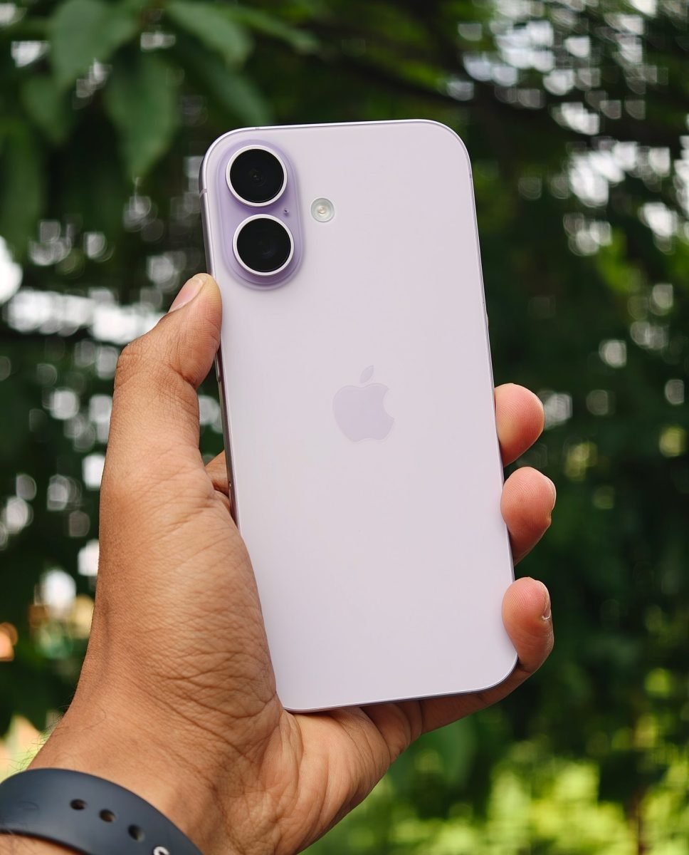 iPhone 17 256 (seminuevo)